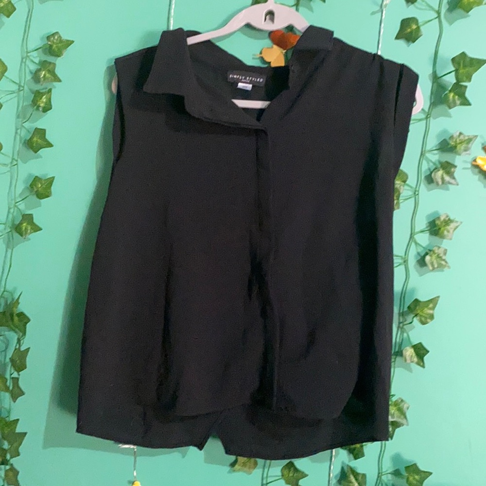 Black polyester shirt with sheer back